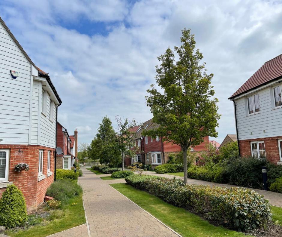 Willesborough Ashford Holiday Home Sleeps 6 Free Parking Wifi מראה חיצוני תמונה